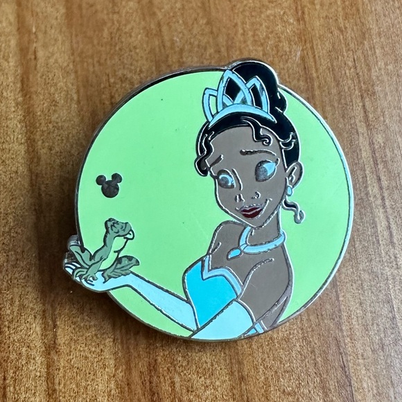 Tiana Disney Pin Princess and the Frog - Picture 2 of 2